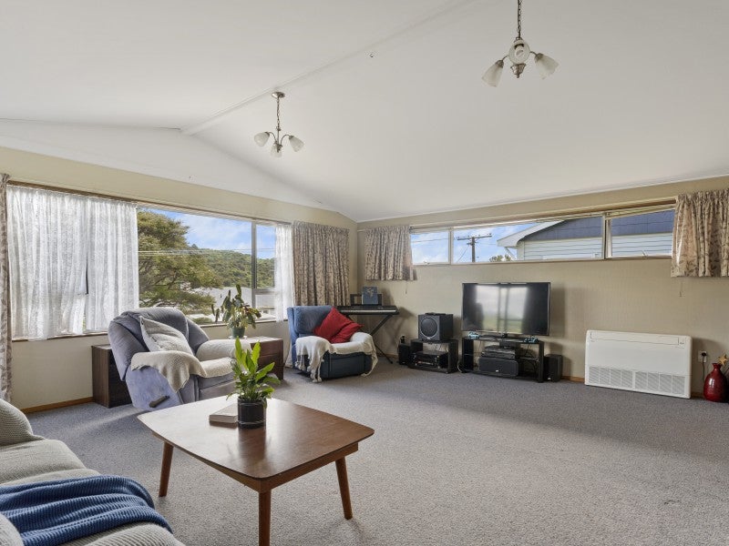 61 Milton Terrace, Picton - Carousel 2