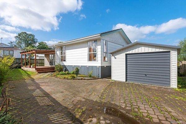 14 Ballial Place, West Harbour, Auckland - Carousel 6