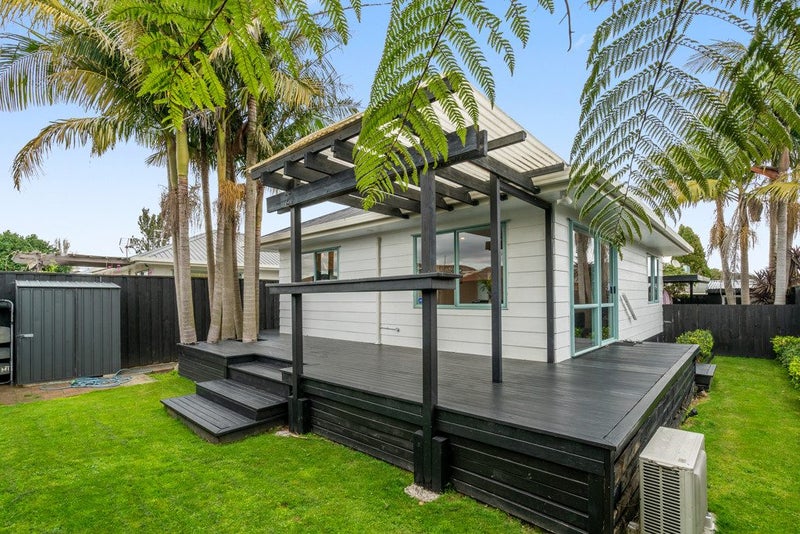 4/3 Ganges Avenue, Mangere East, Auckland - Carousel 1