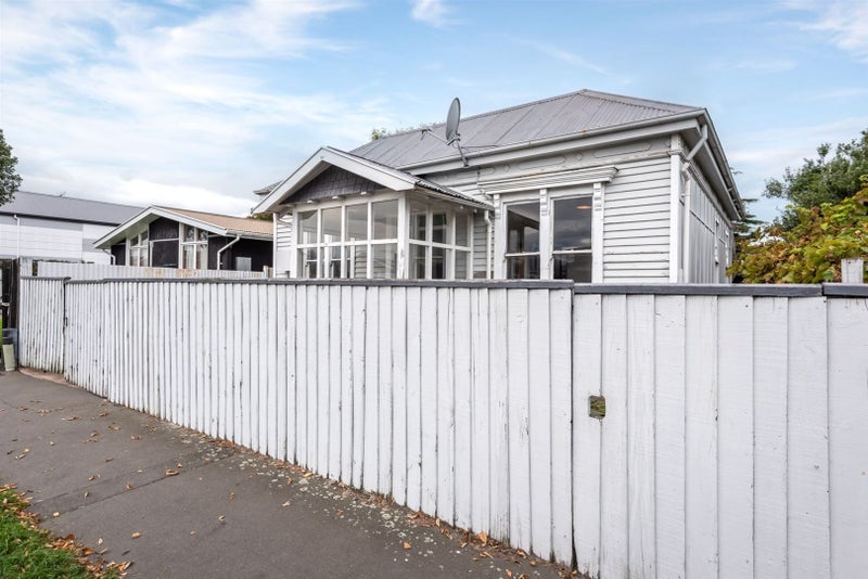 32 Stanmore Road, Phillipstown, Christchurch - Carousel 1