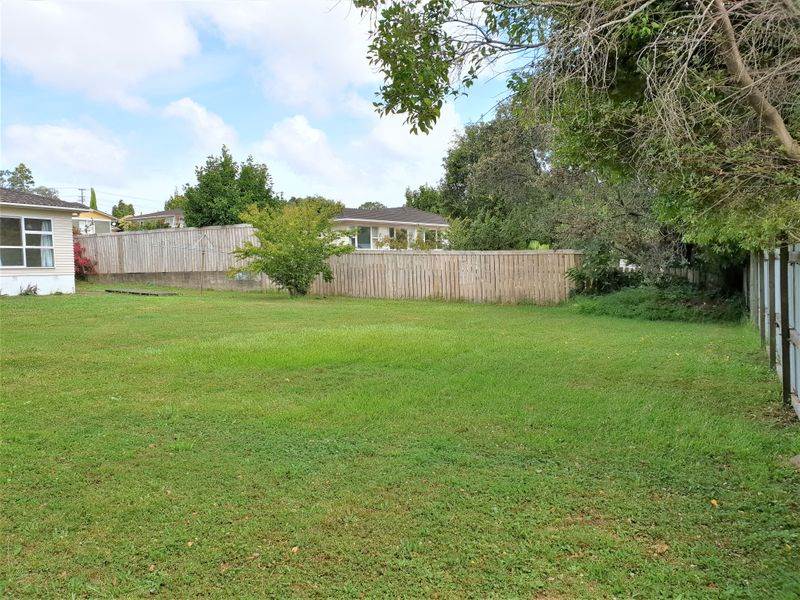 106 Te Atatu Road, Te Atatu South, Auckland - Carousel 9