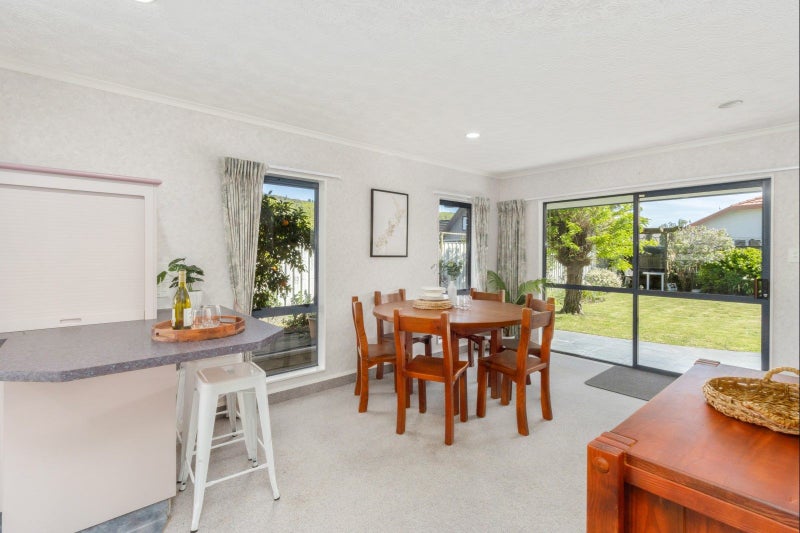 9 Bishops Close, Greenmeadows, Napier - Carousel 13