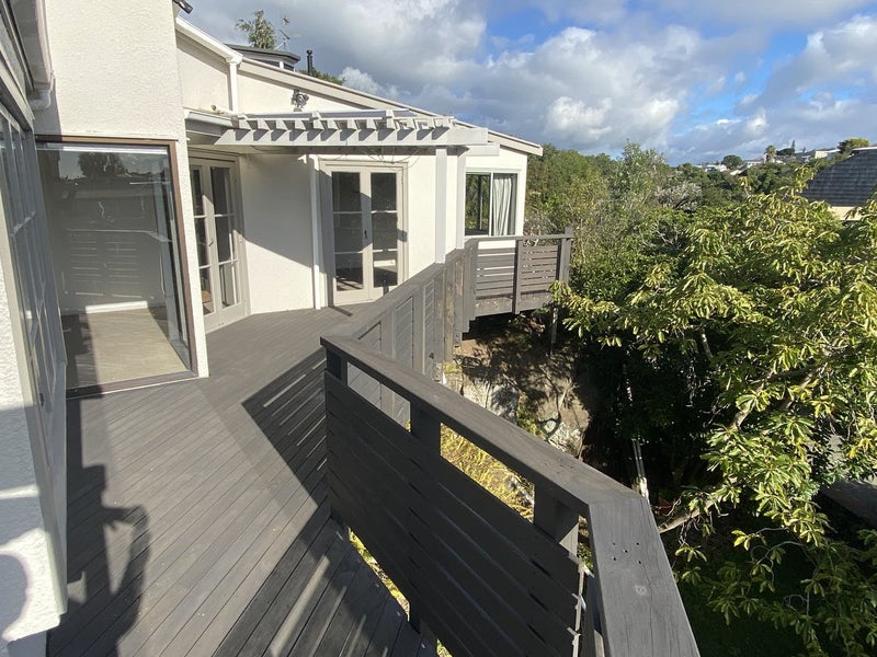 1/21 Omana Road, Milford, Auckland - Carousel 1