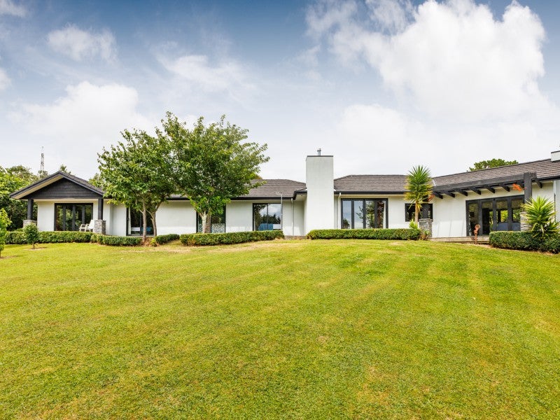 50 Kingsdale Park Drive, Palmerston North - Carousel 1