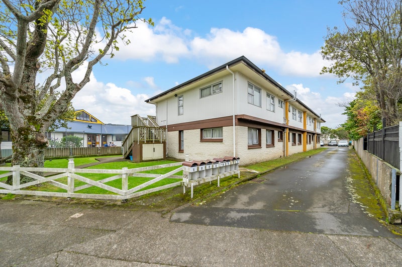 6/195 WATERLOO Road, WATERLOO, LOWER HUTT - Carousel 1