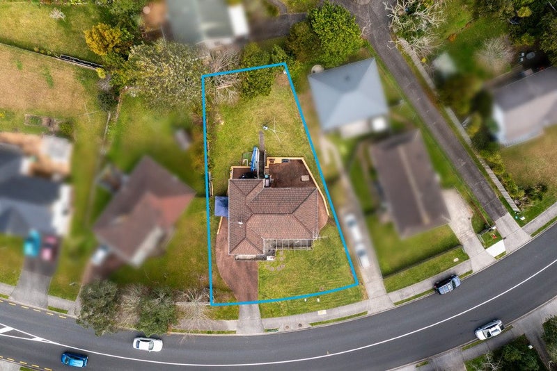 67 Oaktree Avenue, Browns Bay, Auckland - Carousel 2