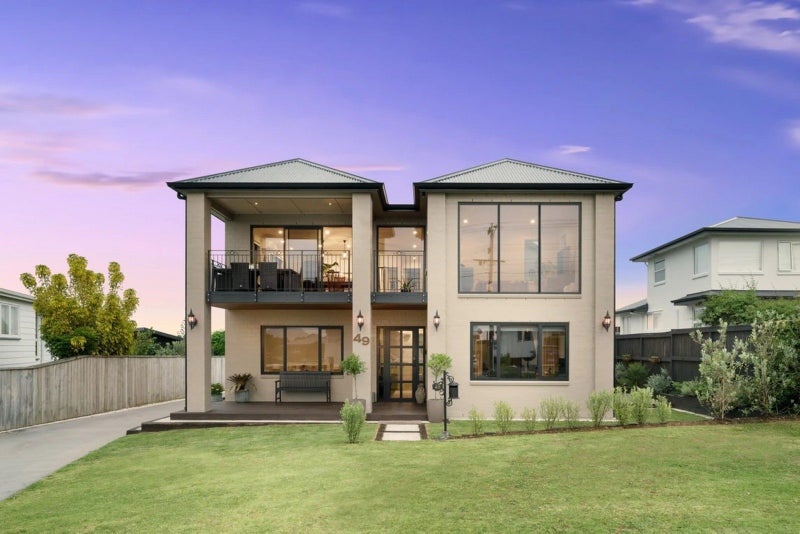 49 Hinewa Road, Otumoetai, Tauranga - Carousel 1