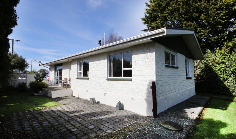 68 Paterson Street, Grasmere, Invercargill - Carousel 1