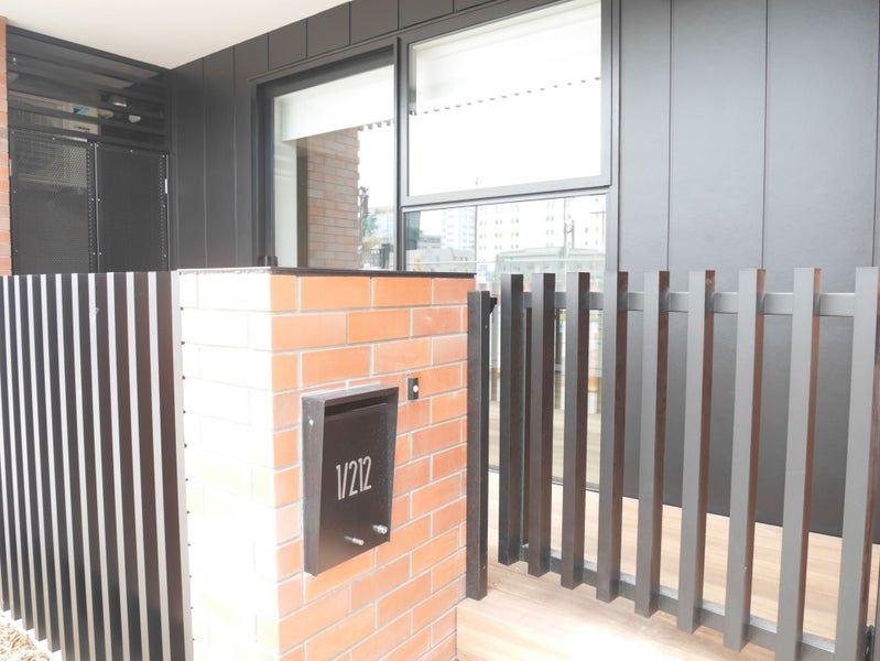 1/212 Cashel Street, Christchurch Central, Christchurch - Carousel 2