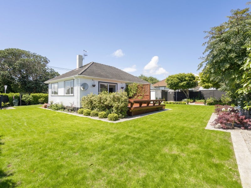 2 Drake Street, Vogeltown, New Plymouth - Carousel 1