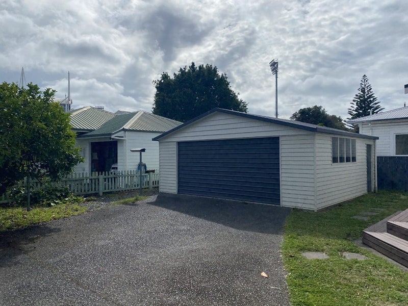 121 Vigor Brown Street, Napier South, Napier - Carousel 10