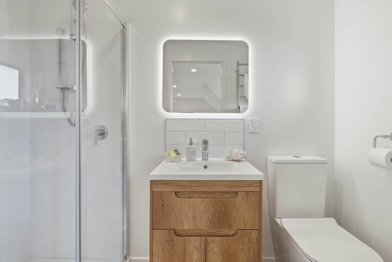 226 East Coast Road, Forrest Hill, Auckland - Carousel 23