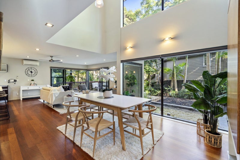 48 Newbury Place, Schnapper Rock, Auckland - Carousel 1