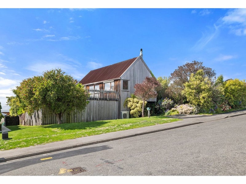 38 Santa Maria Avenue, Mount Pleasant, Christchurch - Carousel 1