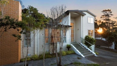 6 Hazel Glen, Bayview, Auckland - Carousel 1