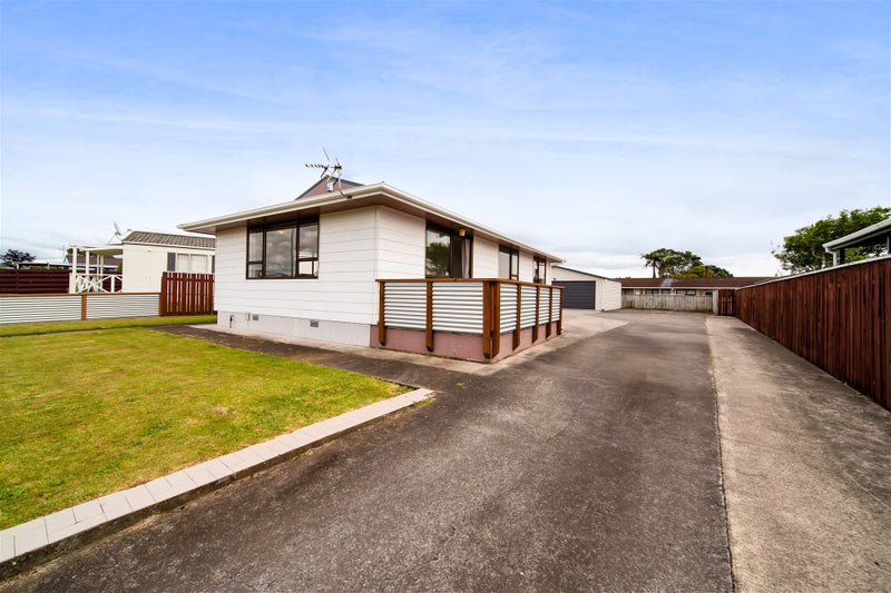 51 Sunnyvale Street, Bell Block, New Plymouth - Carousel 24