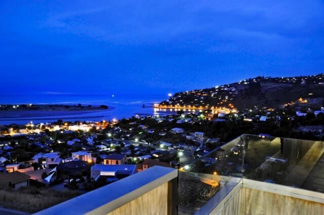 25 Challenger Lane, Redcliffs, Christchurch - Carousel 2