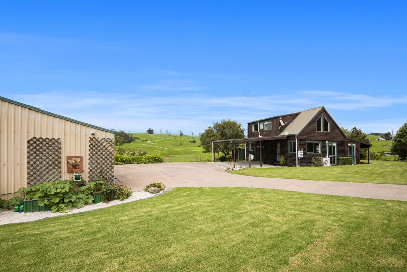 421 Maungakaramea Road, Whangarei - Carousel 1