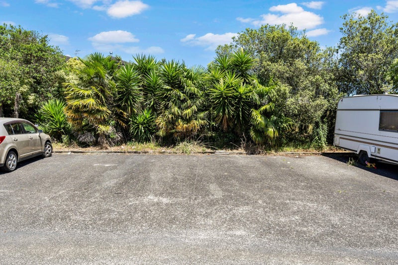 54 Earnslaw Crescent, Clover Park, Auckland - Carousel 33