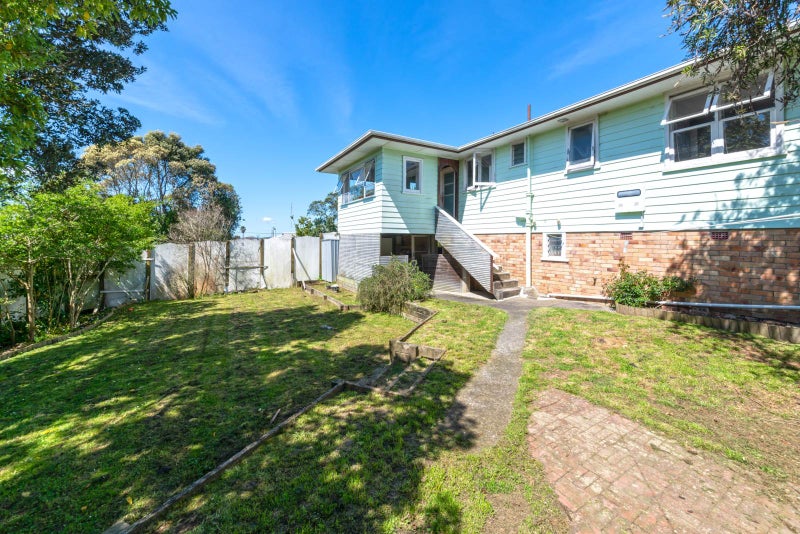 83 Waimumu Road, Massey, Auckland - Carousel 1