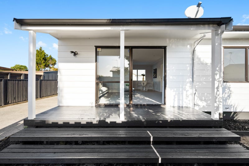 15C Breckons Avenue, Nawton, Hamilton - Carousel 2