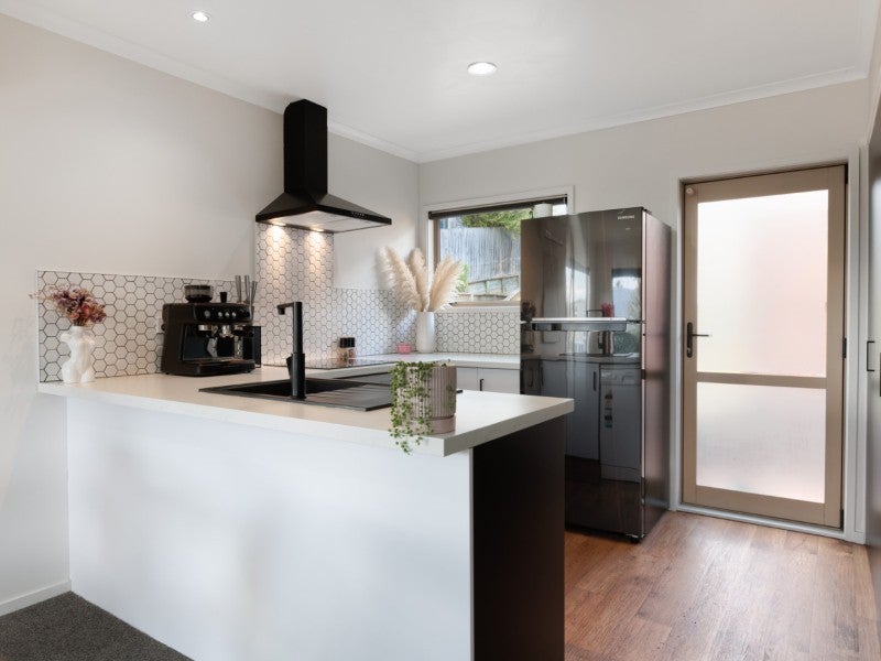 14B Seymour Place, Bellevue, Tauranga - Carousel 2