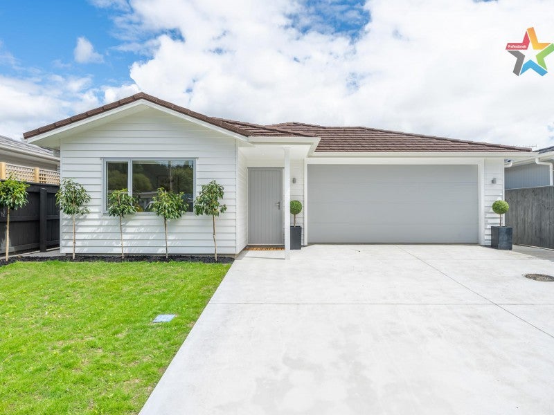 7 Ford Road, Manor Park, Lower Hutt - Carousel 25