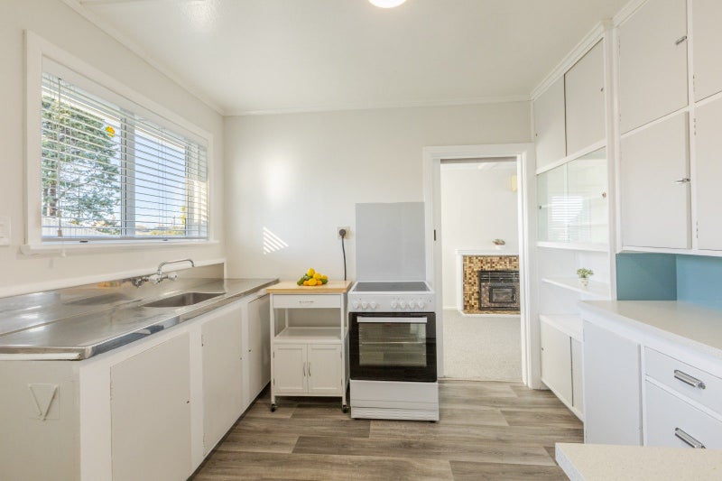 11 Hillary Crescent, Maraenui, Napier - Carousel 2