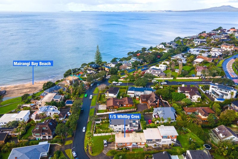 1/5 Whitby Crescent, Mairangi Bay, Auckland - Carousel 2