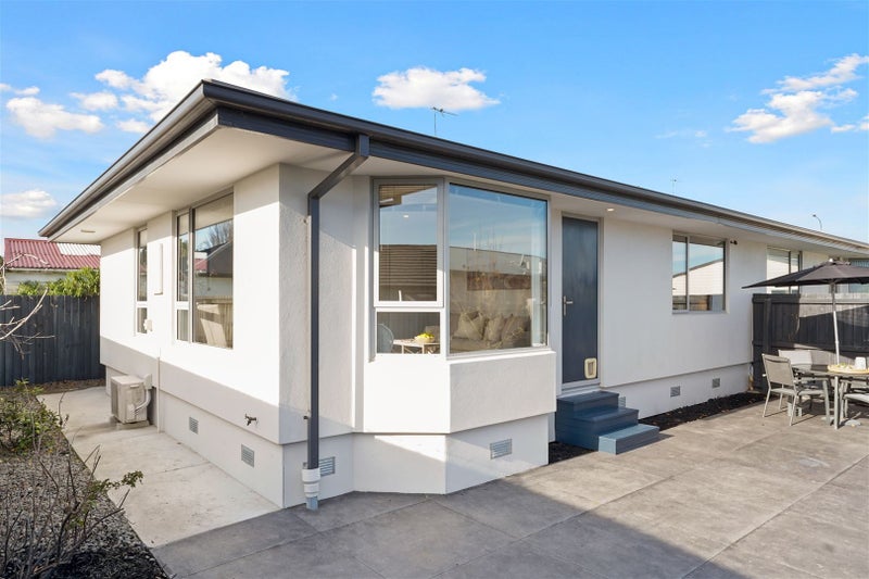 2/10 Stacey Place, Woolston, Christchurch - Carousel 2