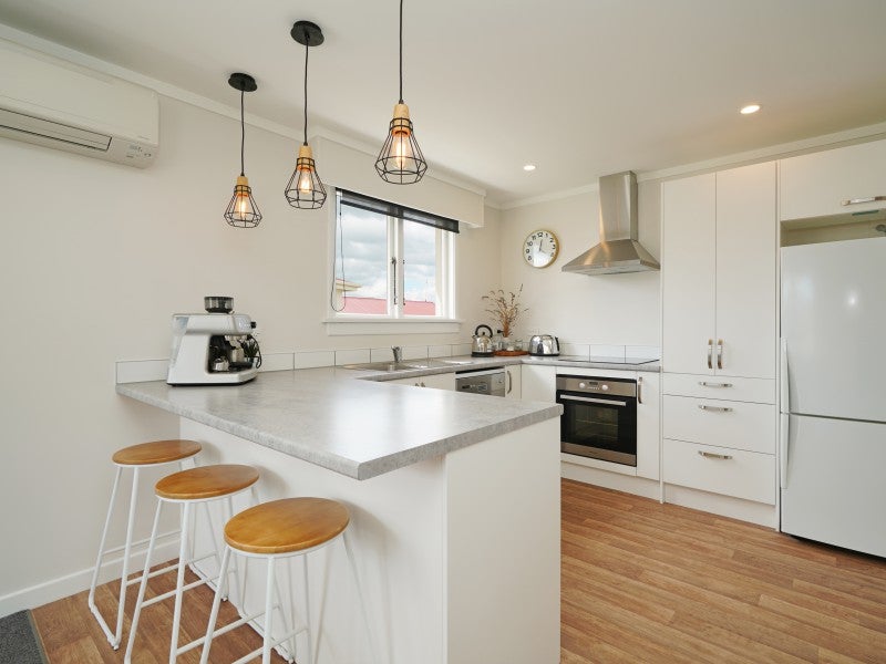 25 West Street, Hawthorndale, Invercargill - Carousel 2