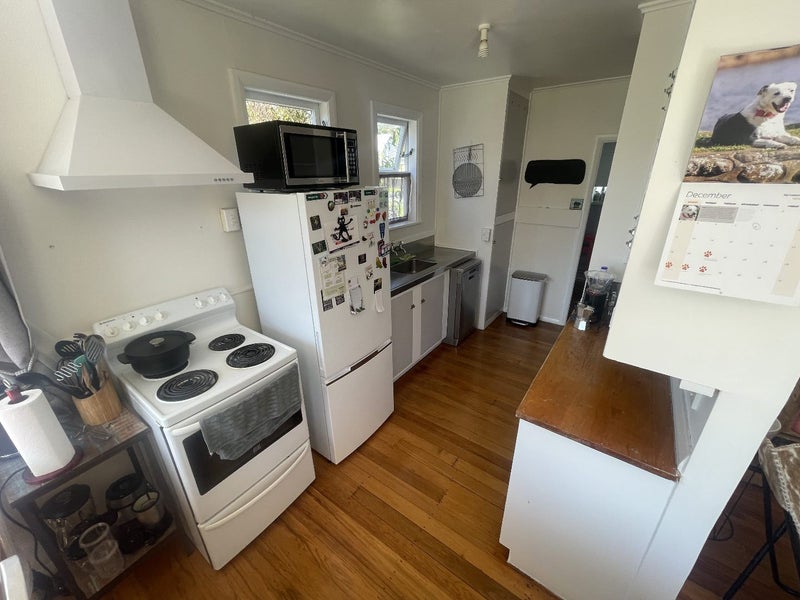 6 Toomath Street, Naenae, Lower Hutt - Carousel 2