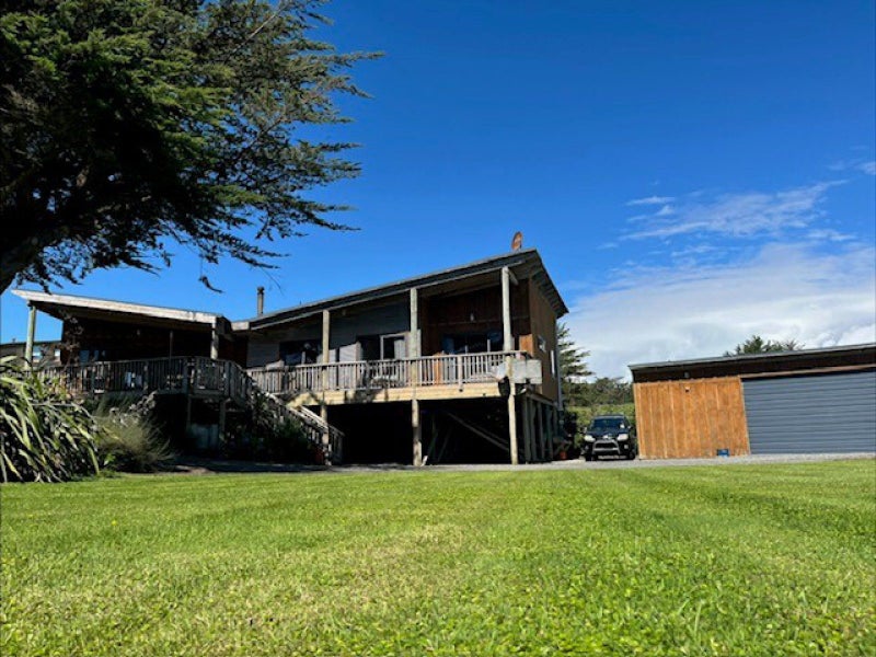 7 Via Aroha, Waitarere Beach, Levin - Carousel 1