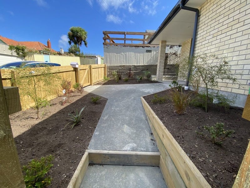 7 Porteous Street, Mornington, Dunedin - Carousel 2
