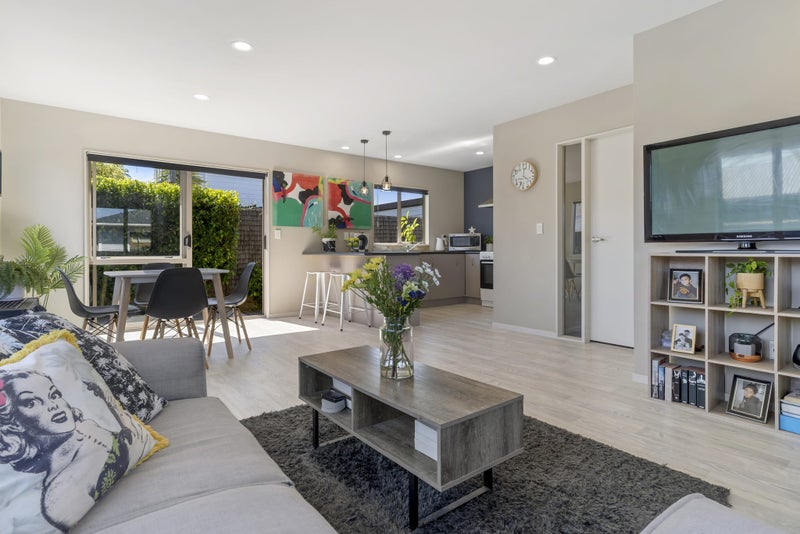 8B Hawea Street, Mount Maunganui - Carousel 1