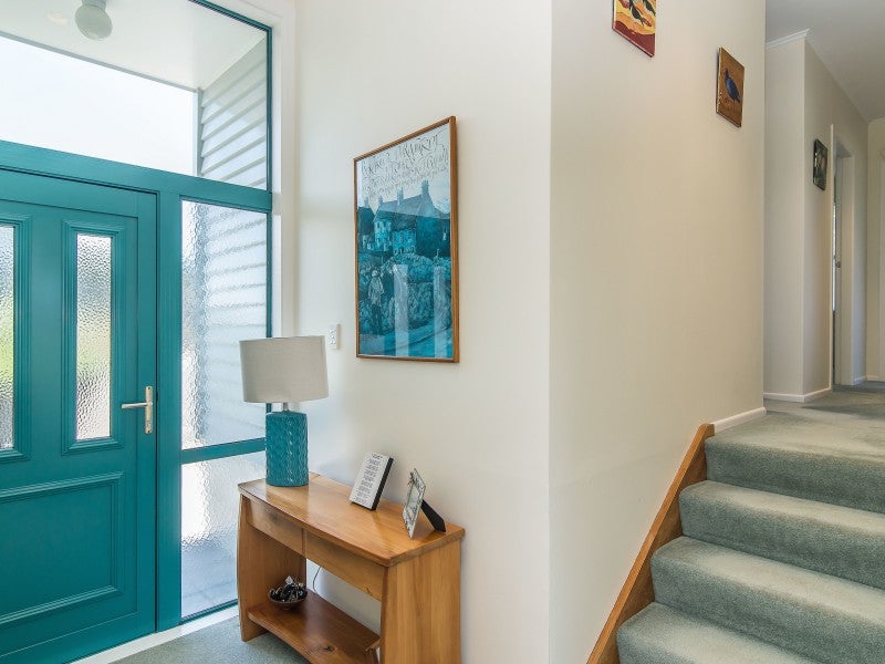 3 Doon Grove, Papakowhai, Porirua - Carousel 2