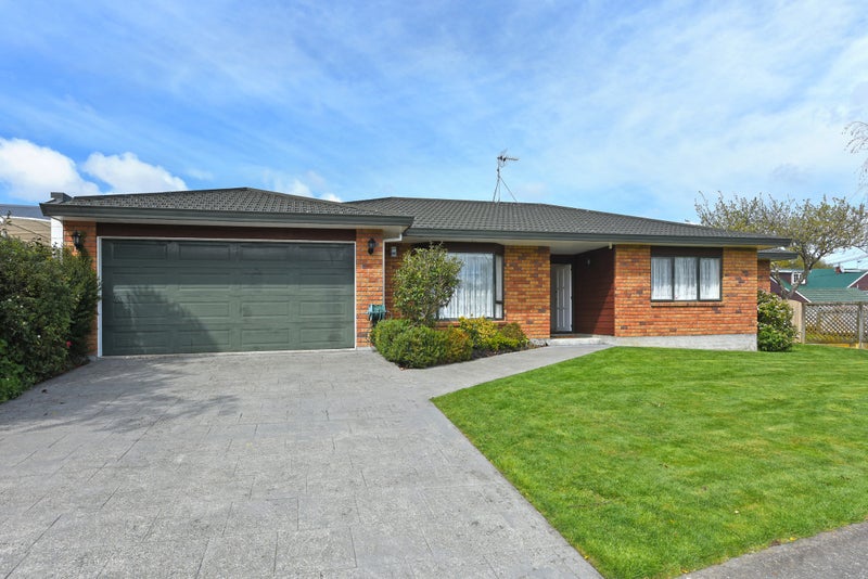 1/31 Seddon Street, Wallaceville, Upper Hutt - Carousel 1