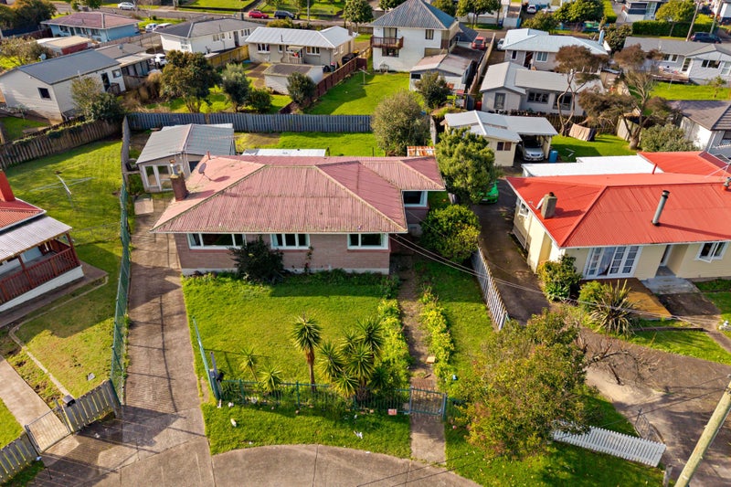 7 Nield Road, Manurewa, Auckland - Carousel 1