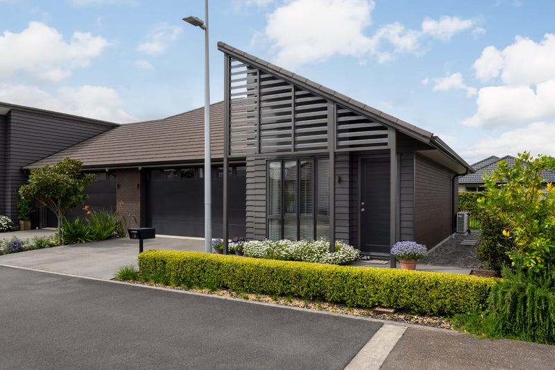 6 Easby Way, Flagstaff, Hamilton - Carousel 1