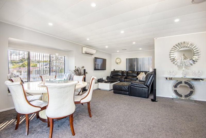 48 Conclusion Street, Ascot Park, Porirua - Carousel 1