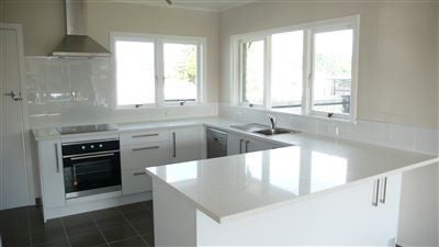 1/1 Waratah Street, Birkenhead, Auckland - Carousel 2