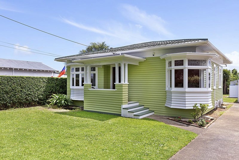 37 Lippiatt Road, Otahuhu, Auckland - Carousel 2