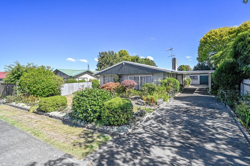 15 Flaxmere Avenue, Flaxmere, Hastings - Carousel 1