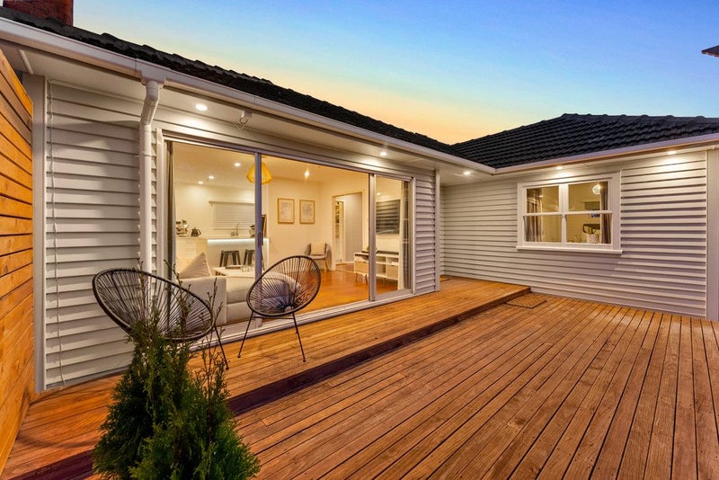 2/167 Beach Haven Road, Beach Haven, Auckland - Carousel 1