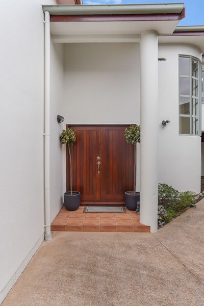 16 Bush View Lane, Northcote Point, Auckland - Carousel 2
