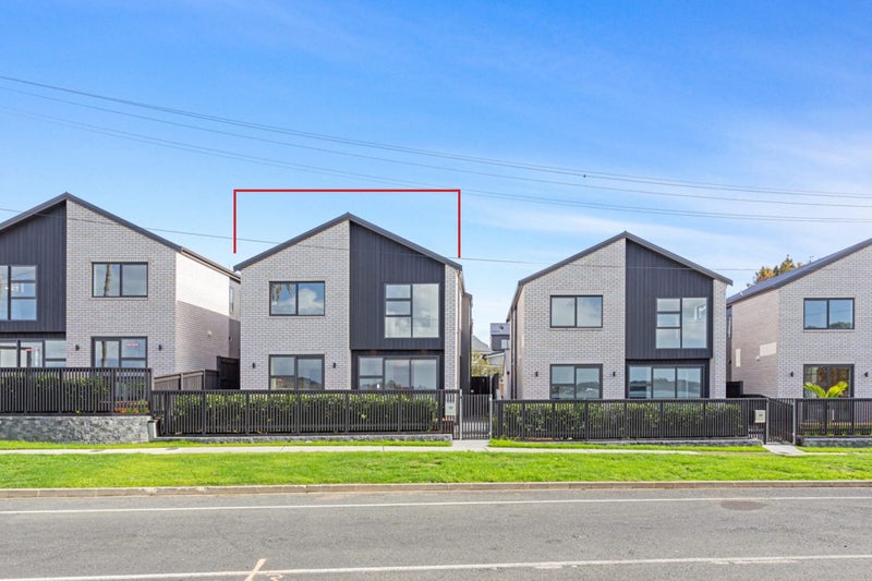 117 Riverside Avenue, Panmure, Auckland - Carousel 1