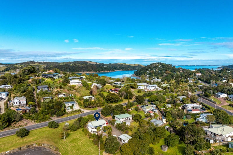 94 Ostend Road, Ostend, Waiheke Island - Carousel 21