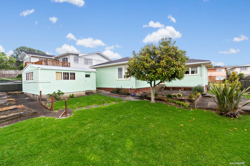 2 Rangitiki Crescent, Lynfield, Auckland - Carousel 2