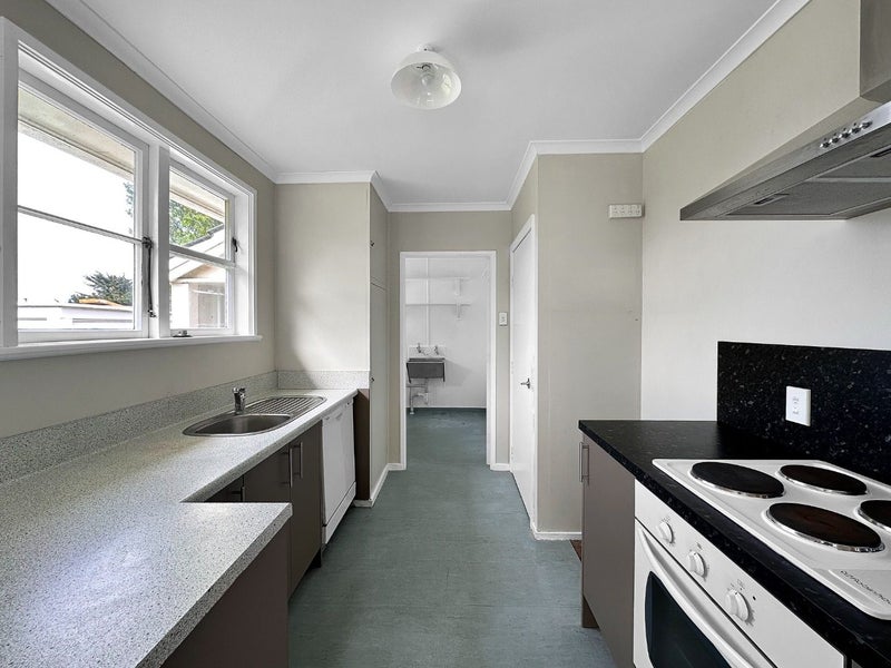 19 Maire Street, Gonville, Whanganui - Carousel 2