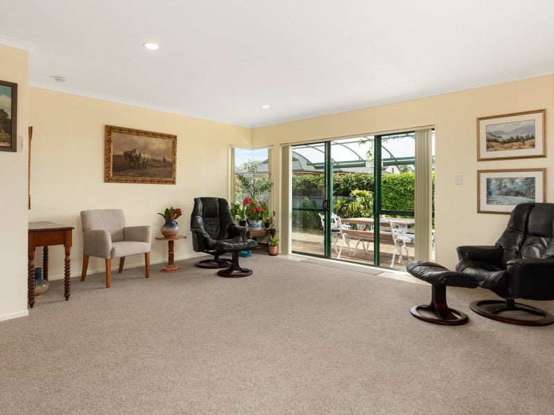 9 Moffat Way, Bethlehem, Tauranga - Carousel 2